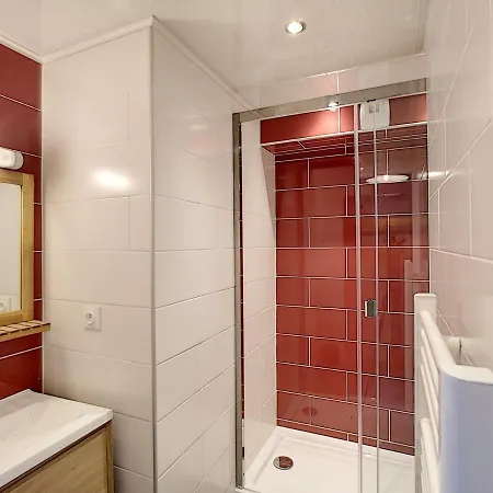 Beau 2 Pieces 4 Pers 24m² Aux Pieds, Commerces A Proximite, Parking Gratuit - Fr-1-178-340 *